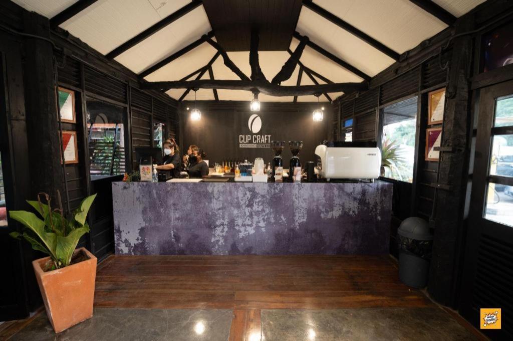 Route12 Hotel Khao Kho Bagian luar foto