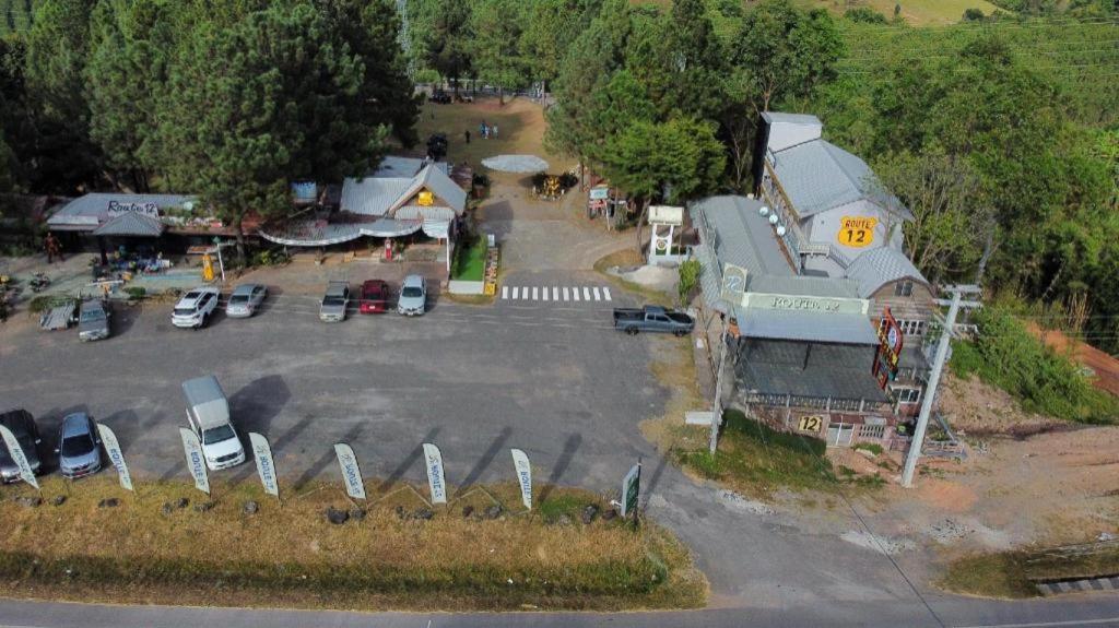 Route12 Hotel Khao Kho Bagian luar foto