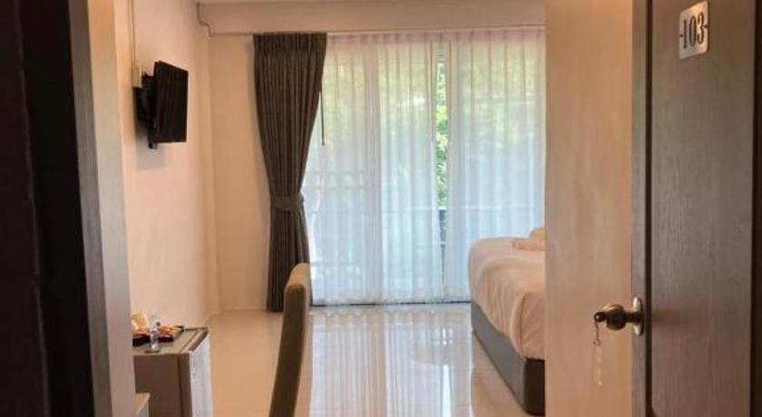 Route12 Hotel Khao Kho Bagian luar foto